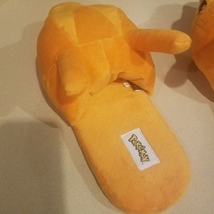 Charizard Pokemon  house slippers (L)
